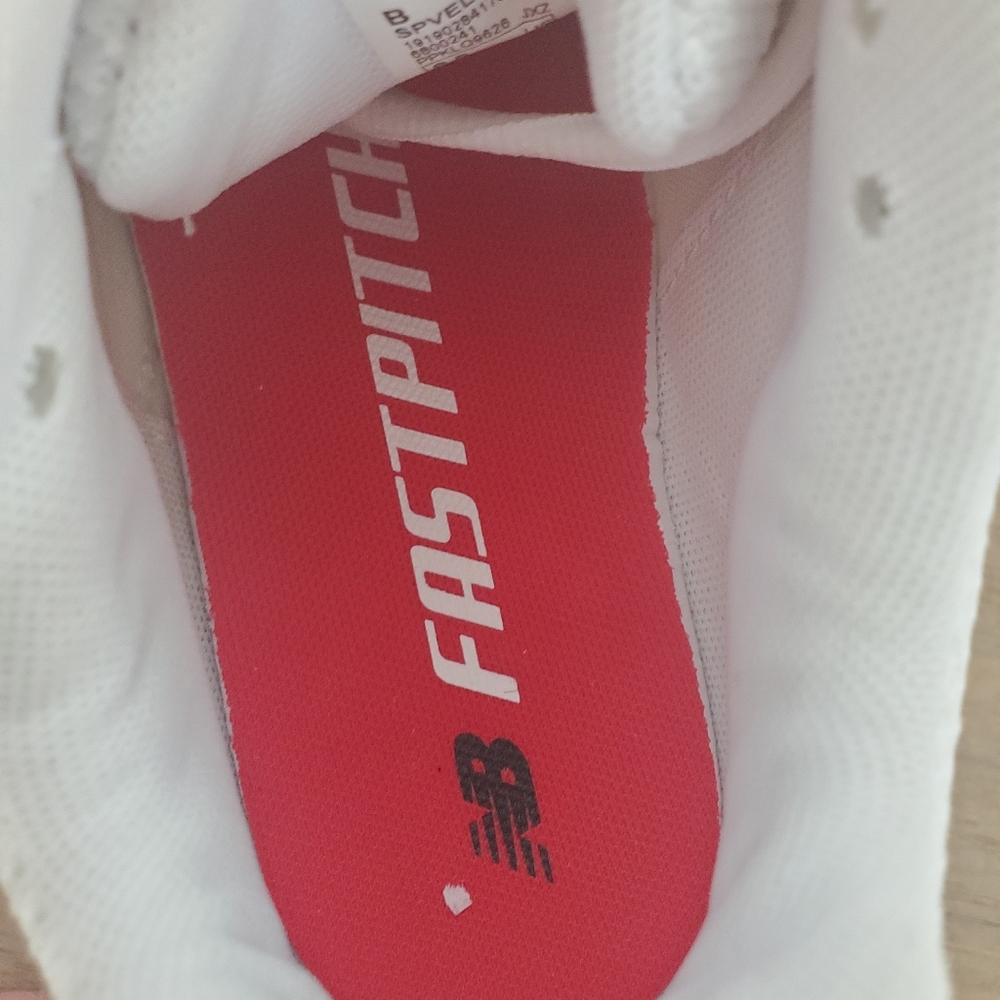 New balance fastpitch - Picture 5 of 6